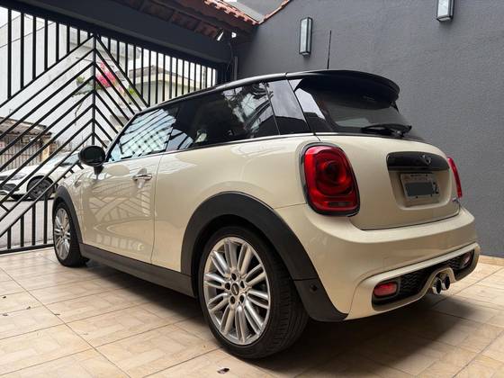 MINI COOPER 2.0 S EXCLUSIVE 16V TURBO GASOLINA 2P AUTOMÁTICO